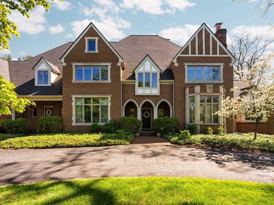 1303 Towsley Ln