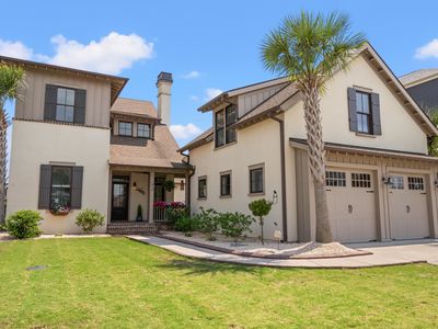 1012 East Isle of Palms Ave.