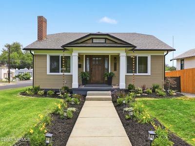 701 S 17th Ave