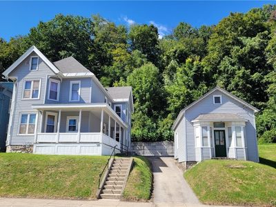 360 W Main St