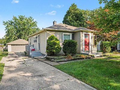 8235 Ellsworth Ct