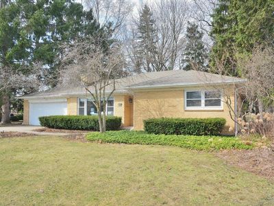 Property at 145 Lynnwood LANE, Brookfield, WI