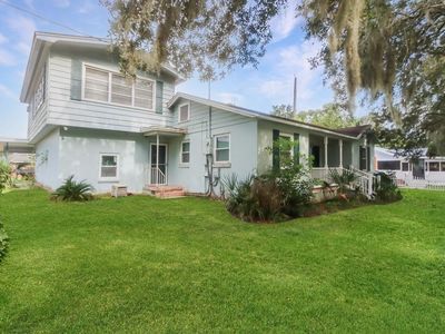 344 Lake Alice Park Dr