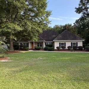 Property at 1607 Hardwick Dr, Statesboro, GA