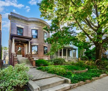 Property at 4327 N Kenmore Ave, Chicago, IL
