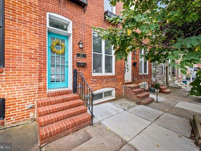 3211 Foster Ave