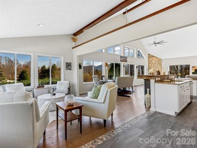 150 Hobby Horse Ln