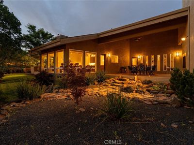 189 Indian Cliffs Dr