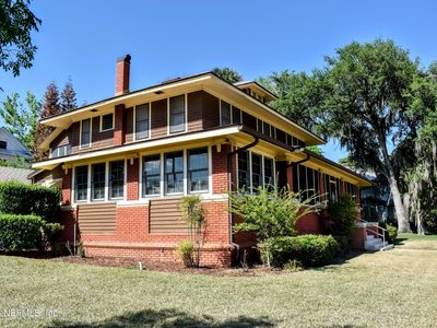 520 RIVER Street