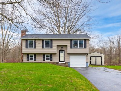 Property at 6119 Hollybush Ln, Ontario, NY