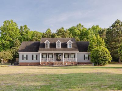 137 Bayberry Ln