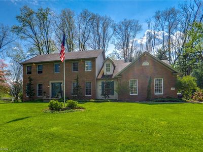 5137 Plain Center Ave NE