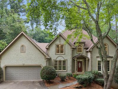 3069 Hillside Trl NE