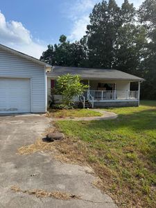 245 N Airport Cir NW