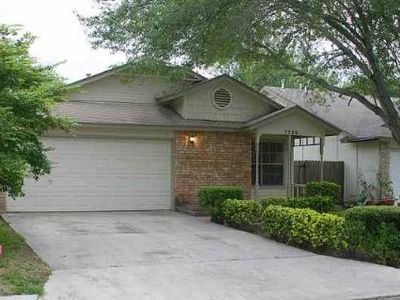 7226 LANSBURY DR