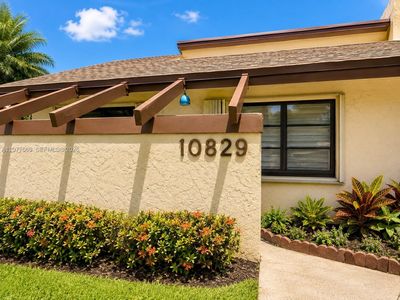 10829 NW 30th Pl #221