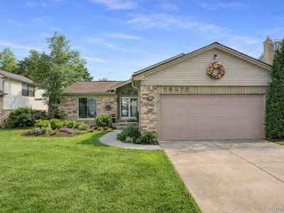 39476 Bella Vista Dr