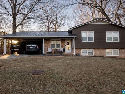 5520 Ashwood Dr