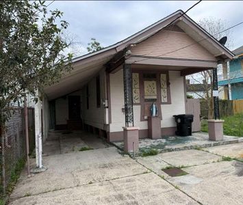 1818 N Villere St