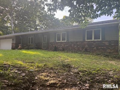 228 E Hicks Hollow Rd