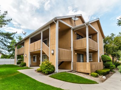 7204 S Shadow Ridge Dr APT 2C