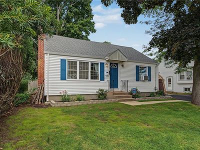 1349 W Shore Rd