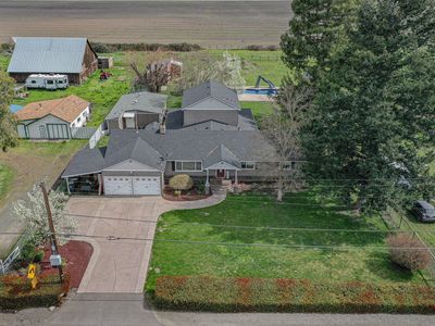 1446 Ross Ln