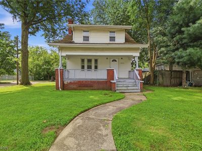 Property at 1000 Lovers Ln, Akron, OH