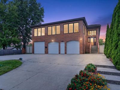 1046 S Main St