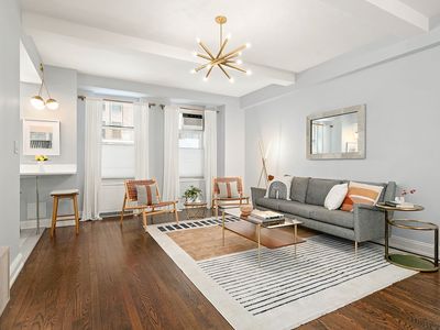 465 W 23rd St APT 2G