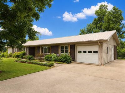 1494 County Road 946