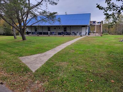 220 Old Eagle Tunnel Rd