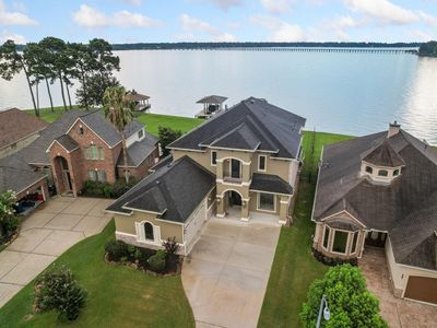8834 Cross Country Dr