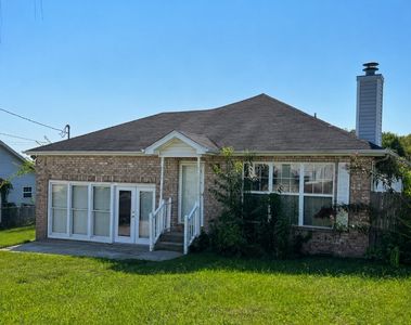 511 Holland Ridge Dr