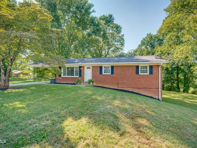 108 Forest Ln