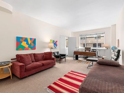 65 E 76th St APT 1C
