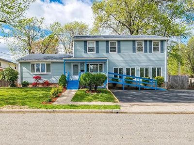 84 Orange St