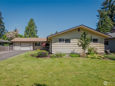 2932 Magnolia Street