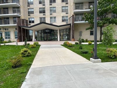 601 Surf Ave APT 5J