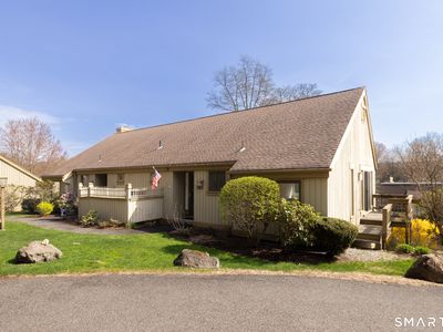 12 Heritage Village #B