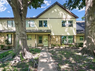 4822 Rollingwood Ct