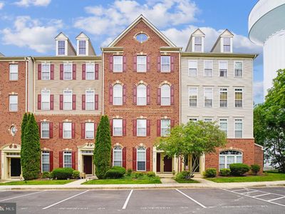 2243 Ivy Ln #8