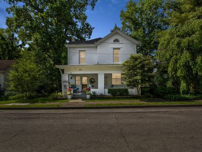 212 Clay St