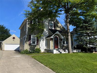 215 Aberdeen Dr