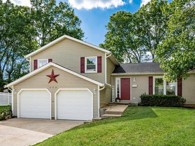889 Dietrich Ct