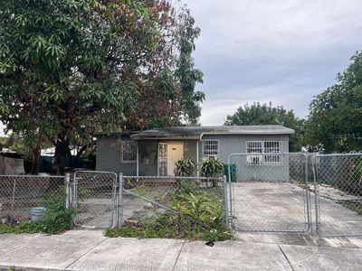 Property at 18020 NW 2nd Pl, Miami Gardens, FL