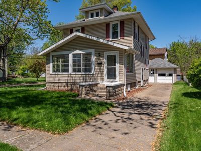 Property at 403 E 4th St, Pt Clinton, OH