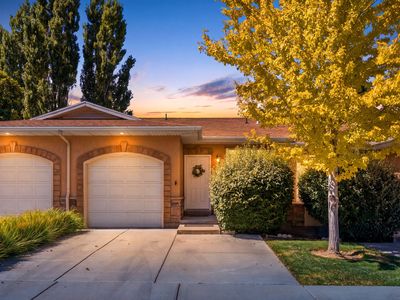 Property at 9480 S Hidden Point Dr, Sandy, UT
