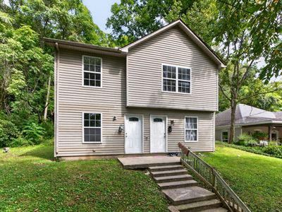 144-146 Montgomery Ave