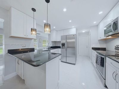1221 NW 45th St